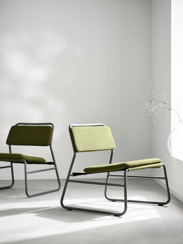 linnebaeck-easy-chair-orrsta-olive-green__1113921_ph180590_s5.jpg Easy chair olivegreen